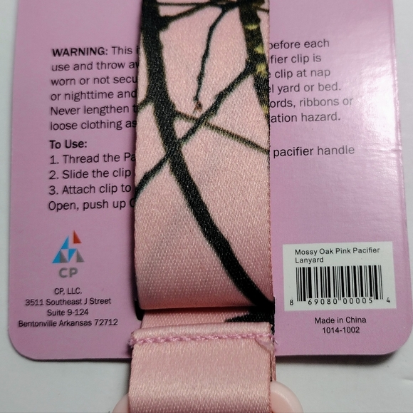 Three (3) NEW ✨ Mossy Oak Pink Pacifier Clips - Picture 5 of 8